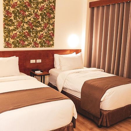 Hotel Sentro Legazpi Ngoại thất bức ảnh