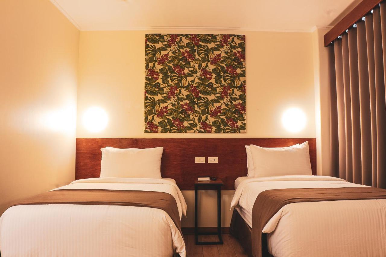 Hotel Sentro Legazpi Ngoại thất bức ảnh